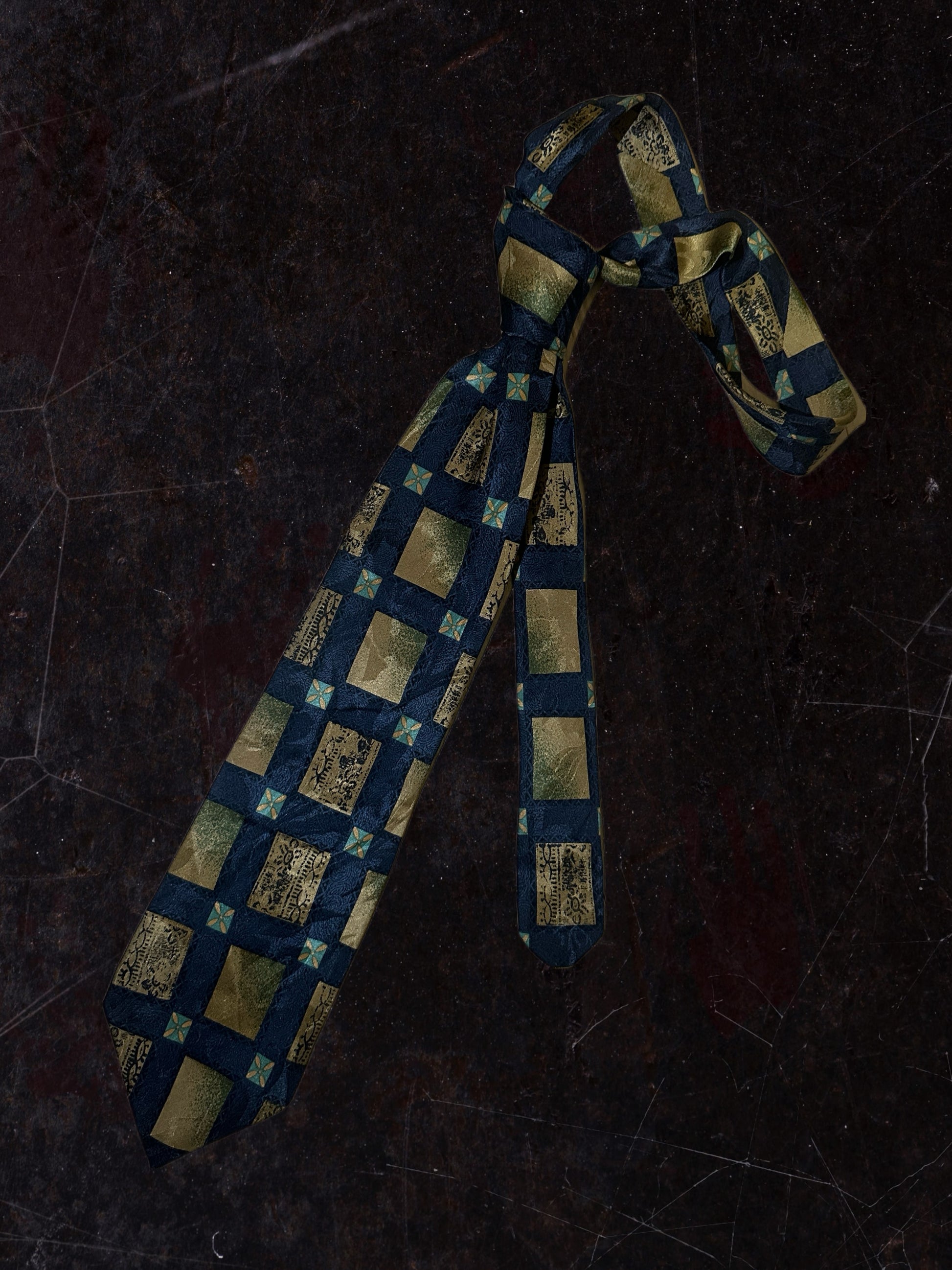 Checker Bloom Tie