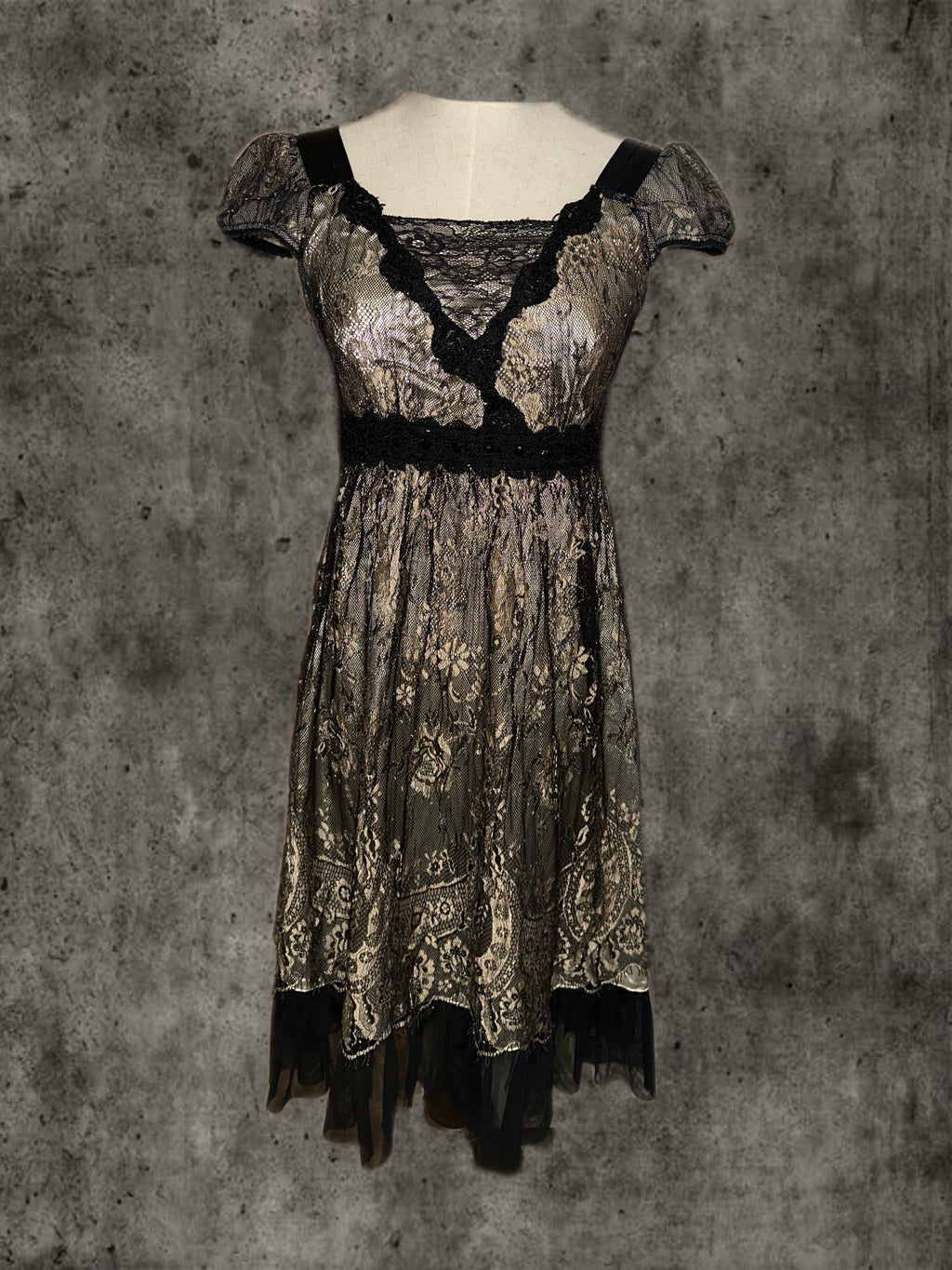 One-piece lace dress