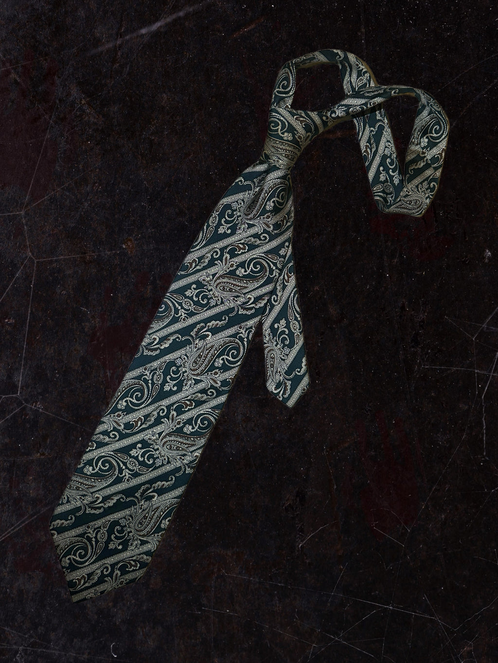 Persian Swirl Neck Tie