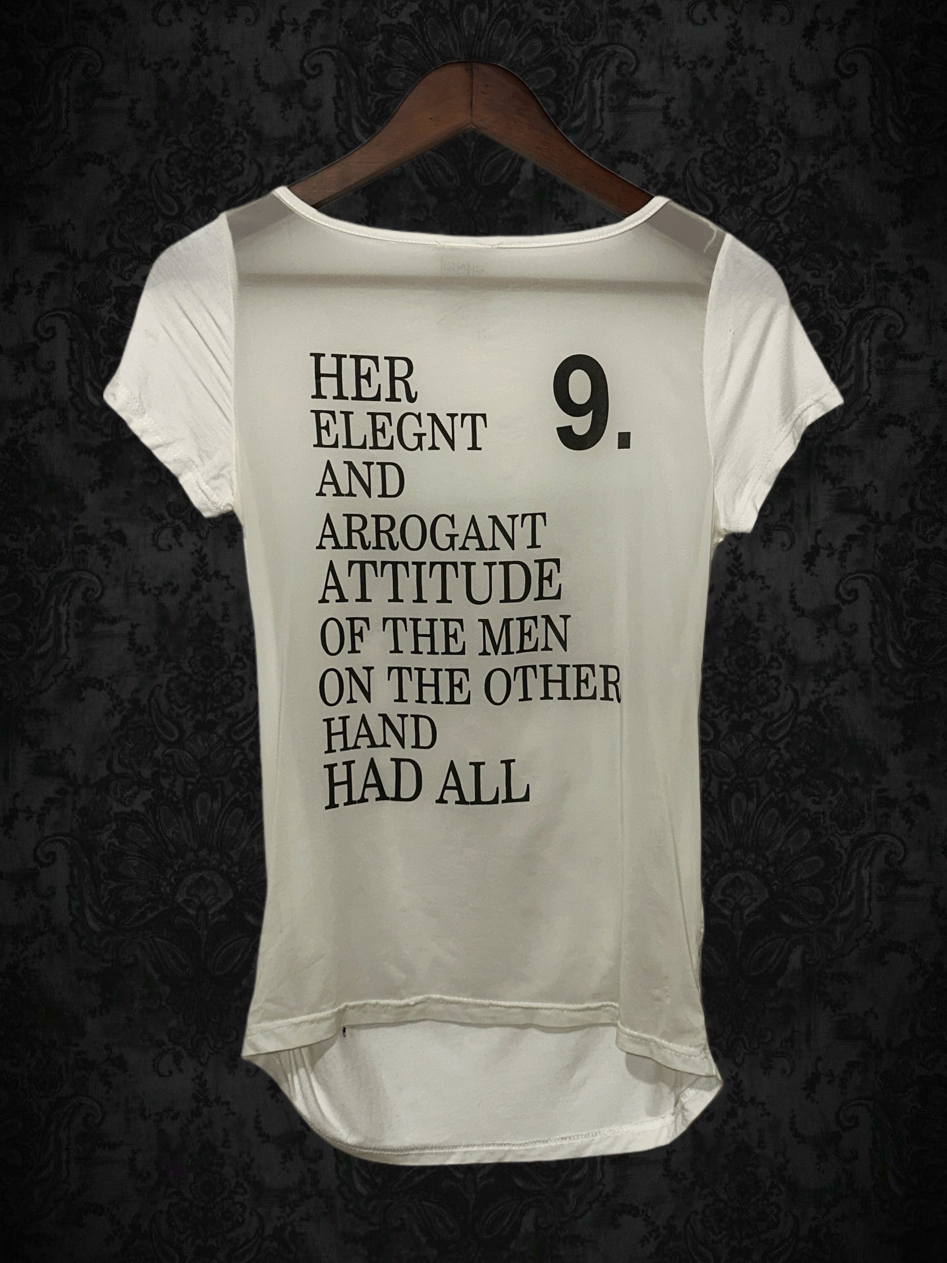 Diva Graphic Scoop‑Neck Tee